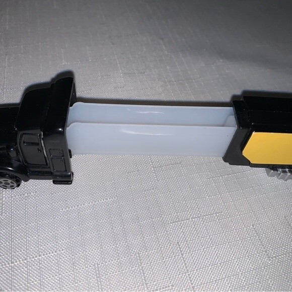 *RARE* PEZ Dispenser Collectible WaWa Semi-Truck Trailer Yellow Black Classic - Picture 7 of 8